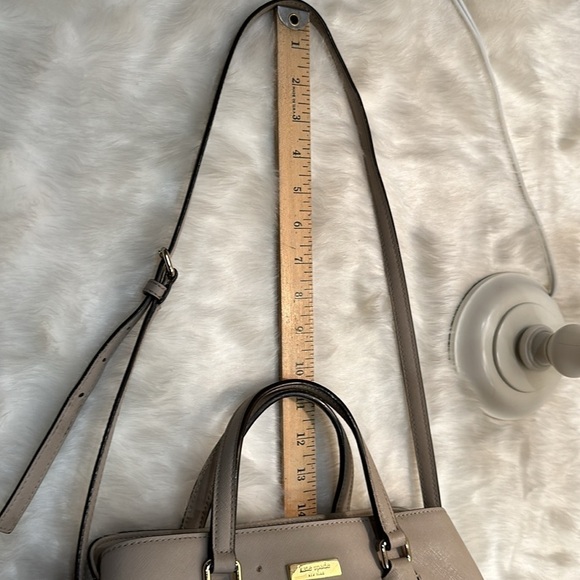 Kate spade grey w/ pink undertones 2 way purse - Picture 5 of 11